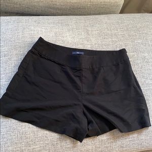 Black pleated Gap shorts
